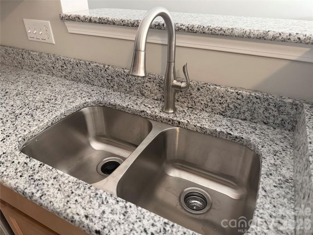 3953 Picasso Court, Charlotte, NC 28205