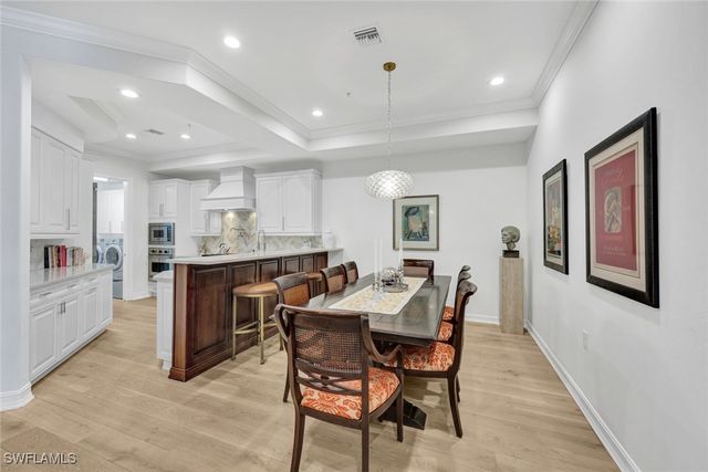 4819 W Boulevard CT 103, Naples, FL 34103