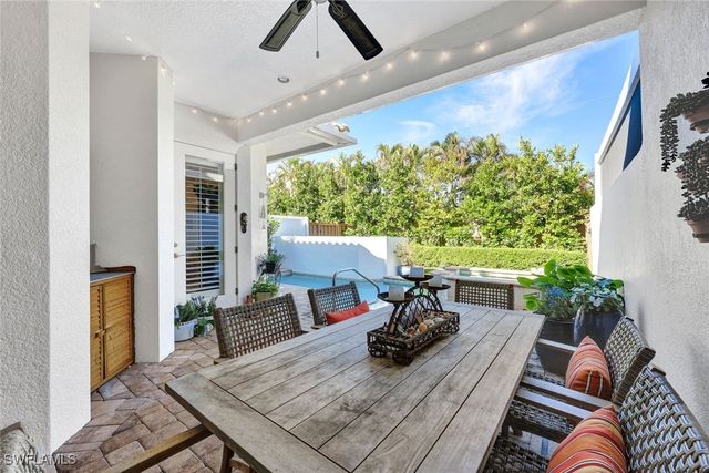 4819 W Boulevard CT 103, Naples, FL 34103