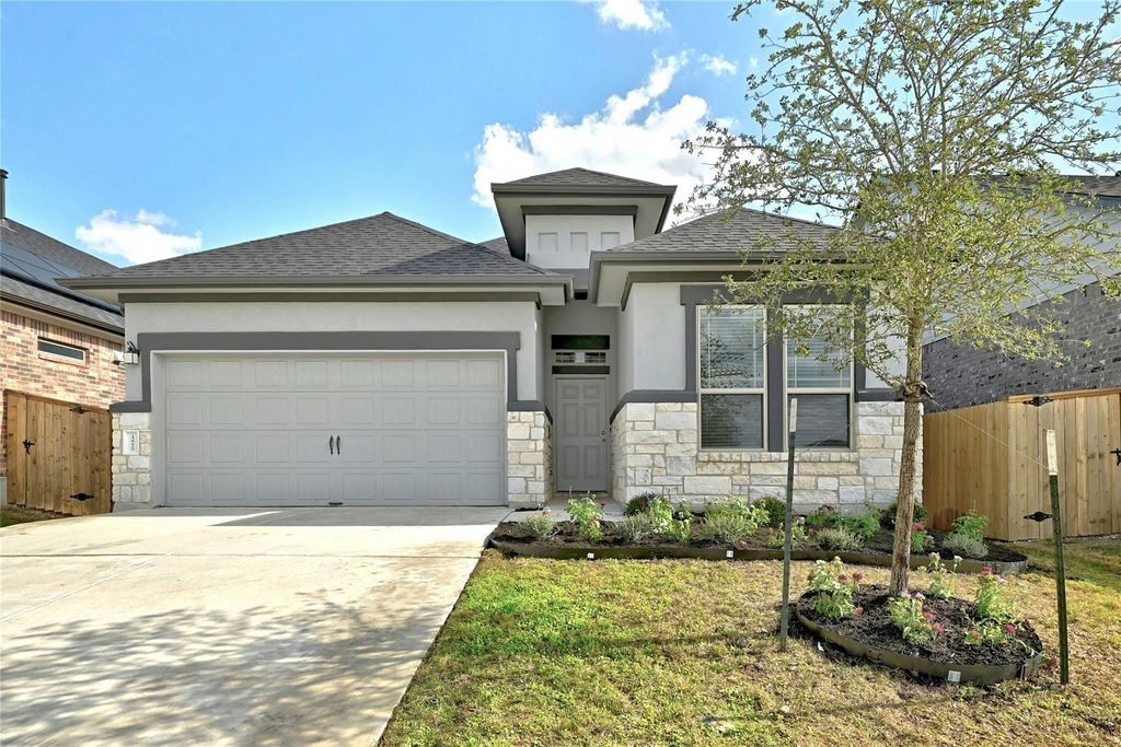 12725 BLOOMINGTON DR 129, Austin, TX 78748