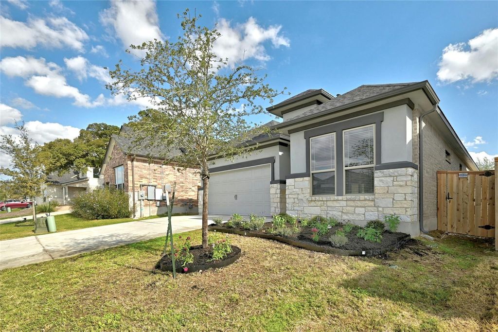 12725 BLOOMINGTON DR 129, Austin, TX 78748