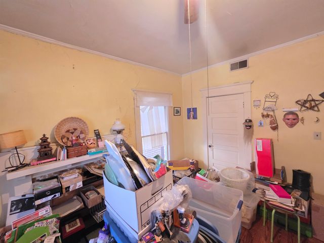 1120 10th Street, Huntington, WV 25701