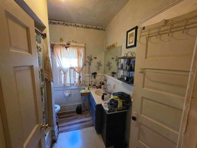 1120 10th Street, Huntington, WV 25701