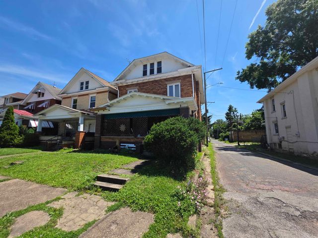 1120 10th Street, Huntington, WV 25701