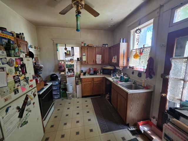 1120 10th Street, Huntington, WV 25701