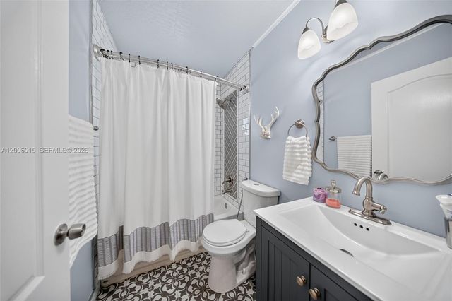 15855 SW 143rd Path, Miami, FL 33177
