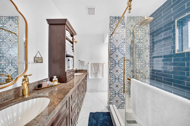15855 SW 143rd Path, Miami, FL 33177