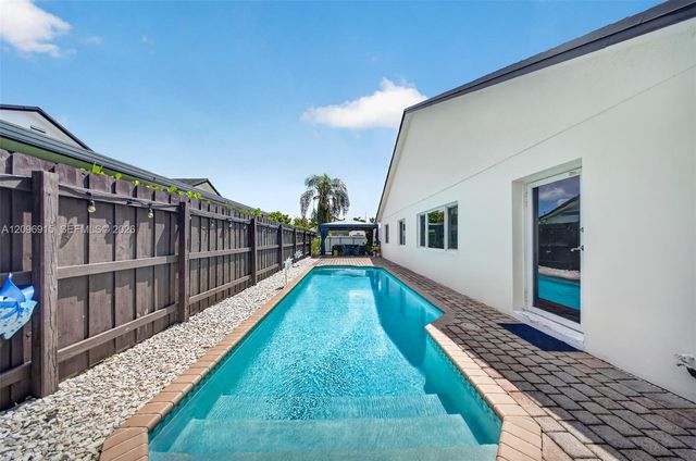 15855 SW 143rd Path, Miami, FL 33177