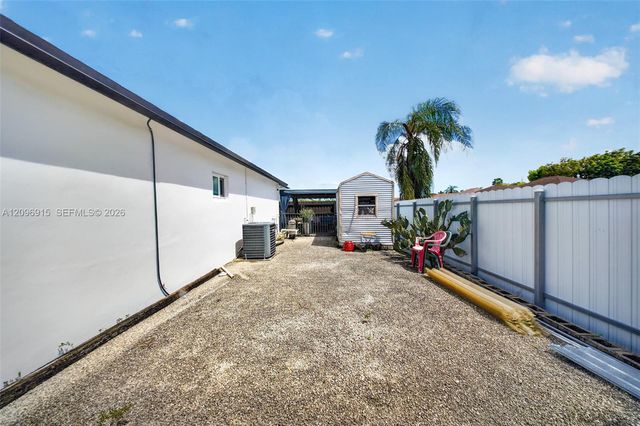 15855 SW 143rd Path, Miami, FL 33177