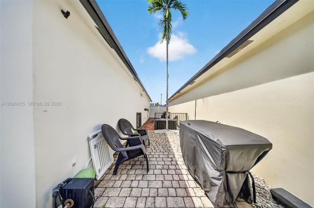 15855 SW 143rd Path, Miami, FL 33177