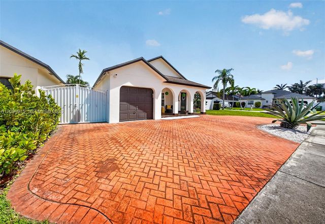 15855 SW 143rd Path, Miami, FL 33177