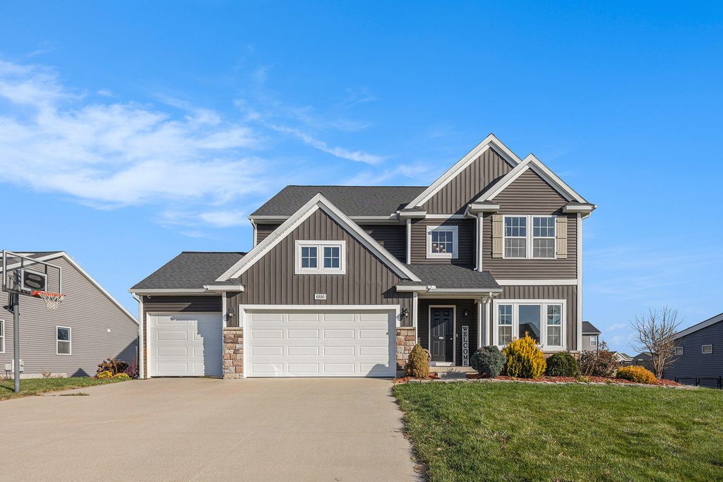 6880 High Meadow Drive, Georgetown Twp, MI 49426