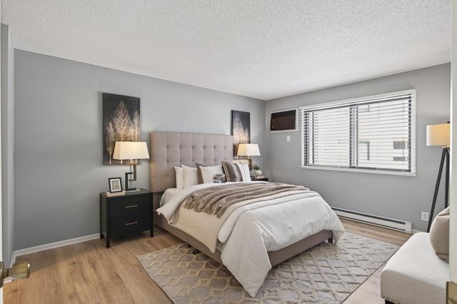 350 Shelard Parkway 101, Saint Louis Park, MN 55426