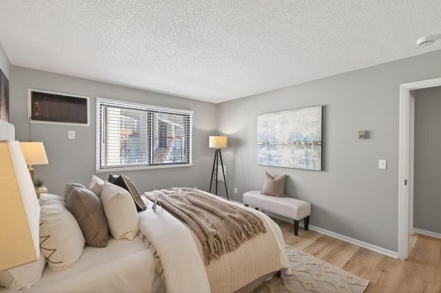 350 Shelard Parkway 101, Saint Louis Park, MN 55426