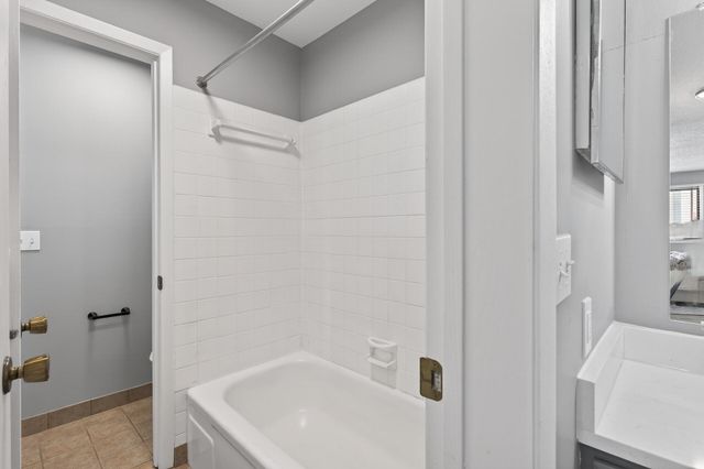 350 Shelard Parkway 101, Saint Louis Park, MN 55426