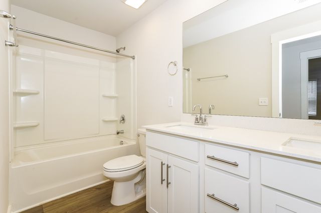 7003 Park Knoll Ln, Mount Juliet, TN 37122