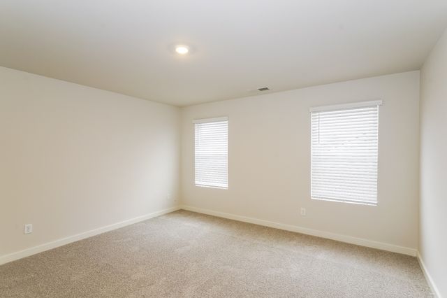 7003 Park Knoll Ln, Mount Juliet, TN 37122