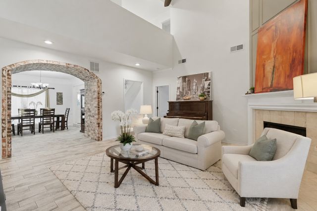 2900 Roper Drive, Plano, TX 75025