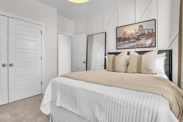 615 Hedrick Ridge Road 305, Cary, NC 27519