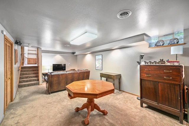 11115 W Drake LANE, Franklin, WI 53132