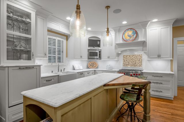 1604 Eastwood Lane, Lexington, KY 40502