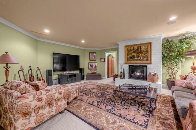 1604 Eastwood Lane, Lexington, KY 40502