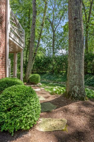 1604 Eastwood Lane, Lexington, KY 40502