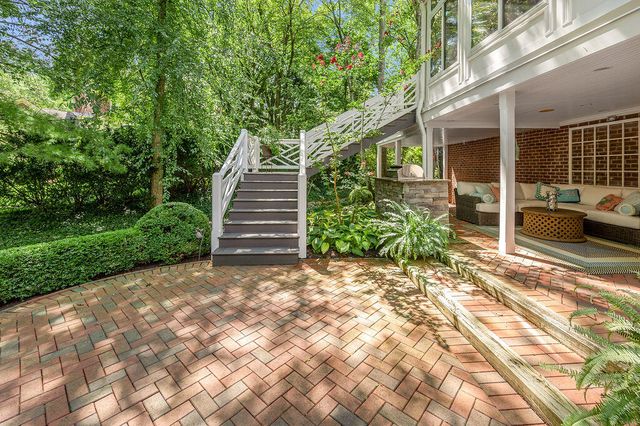 1604 Eastwood Lane, Lexington, KY 40502