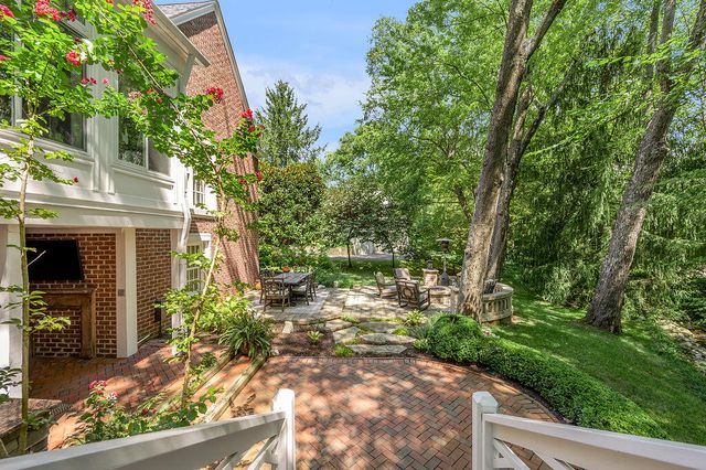 1604 Eastwood Lane, Lexington, KY 40502