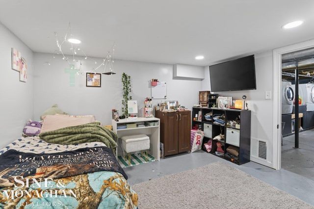 533 S Elizabeth Street, Marine City, MI 48039