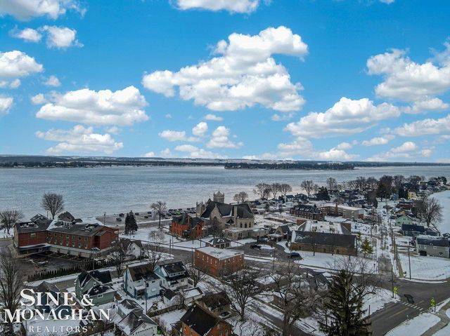 533 S Elizabeth Street, Marine City, MI 48039