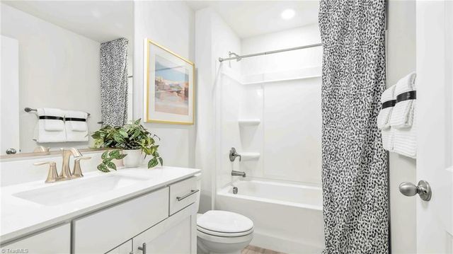 151 Briarwood Lane, Bermuda Run, NC 27009