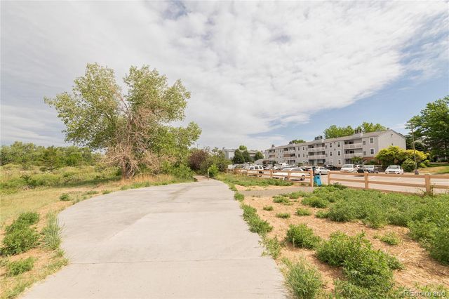 3141 S Tamarac Drive 108F, Denver, CO 80231