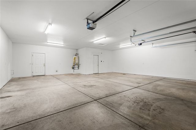 10088 N Acorn Drive, Kingman, AZ 86401