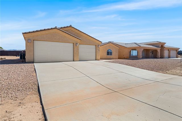 10088 N Acorn Drive, Kingman, AZ 86401