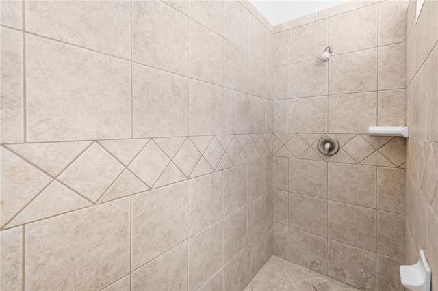 10088 N Acorn Drive, Kingman, AZ 86401