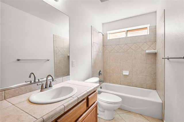 10088 N Acorn Drive, Kingman, AZ 86401