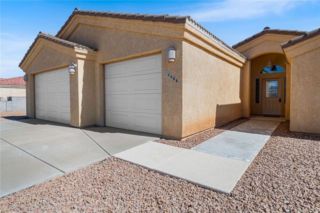 10088 N Acorn Drive, Kingman, AZ 86401