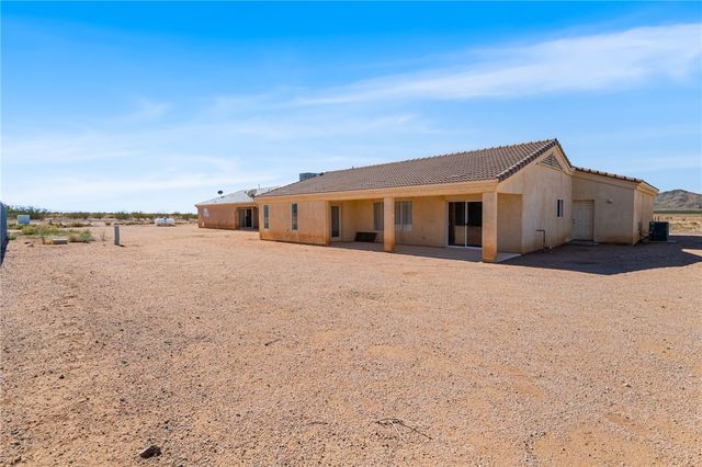 10088 N Acorn Drive, Kingman, AZ 86401