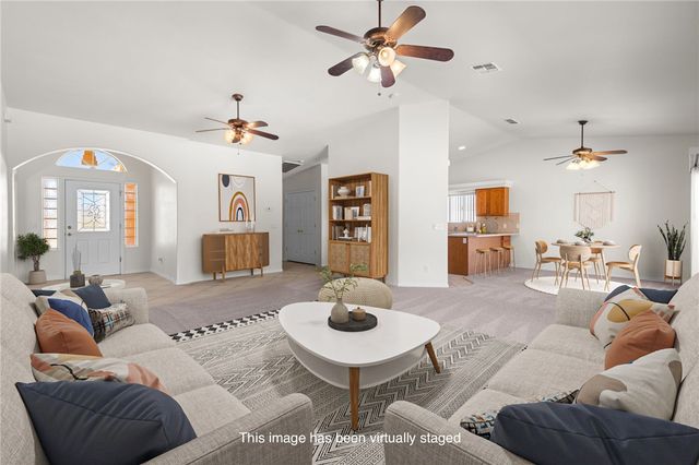 10088 N Acorn Drive, Kingman, AZ 86401