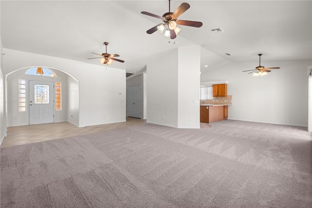 10088 N Acorn Drive, Kingman, AZ 86401