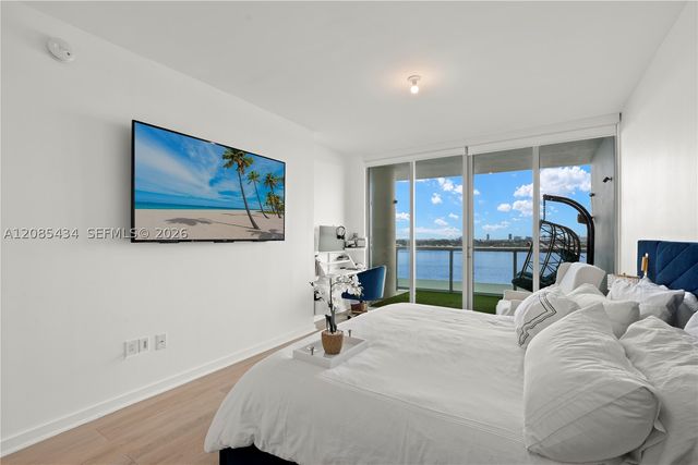 7935 East Dr 1401, North Bay Village, FL 33141