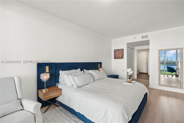 7935 East Dr 1401, North Bay Village, FL 33141