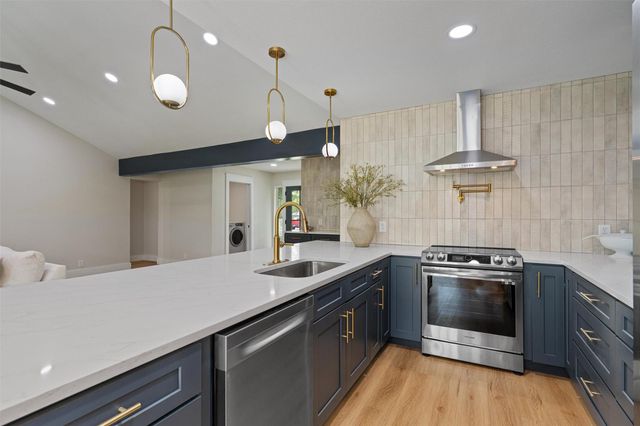 224 Clear Spring RD, Georgetown, TX 78628