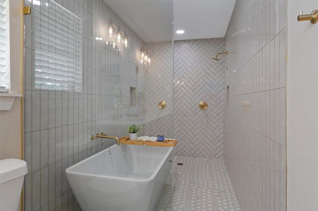 224 Clear Spring RD, Georgetown, TX 78628