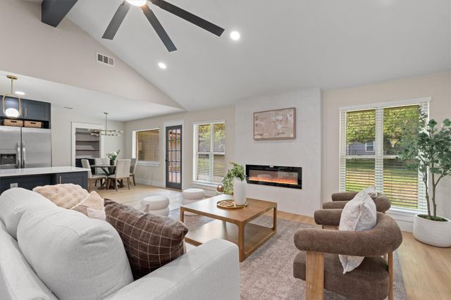 224 Clear Spring RD, Georgetown, TX 78628