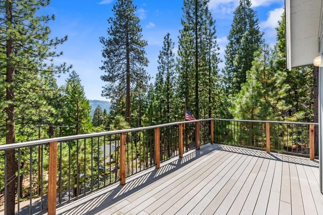 26650 Old Mono Rd, Long Barn, CA 95335