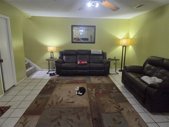 8716 Clearbrook TRL A, Austin, TX 78729