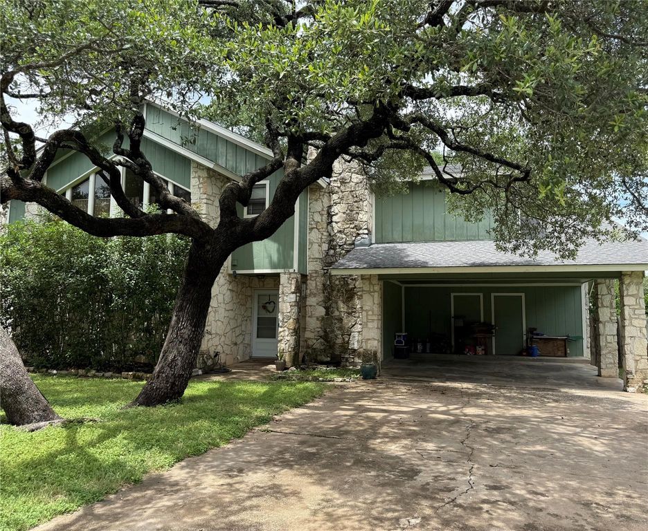 8716 Clearbrook TRL A, Austin, TX 78729
