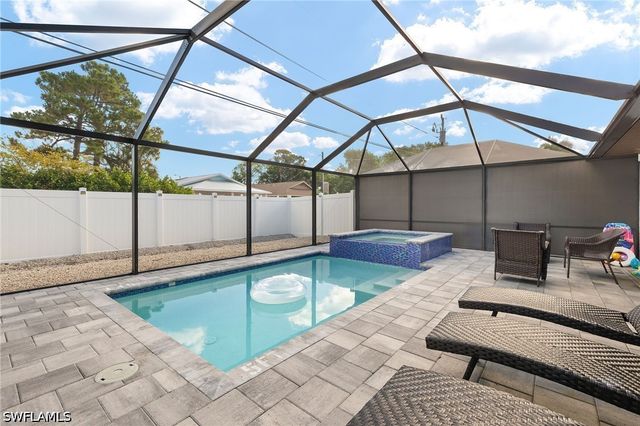 745 91st AVE N, Naples, FL 34108